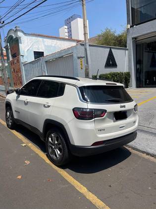 JEEP COMPASS 1.3 T270 TURBO FLEX LONGITUDE AT6 JEEP COMPASS 1.3 T270 TURBO FLEX LONGITUDE AT6